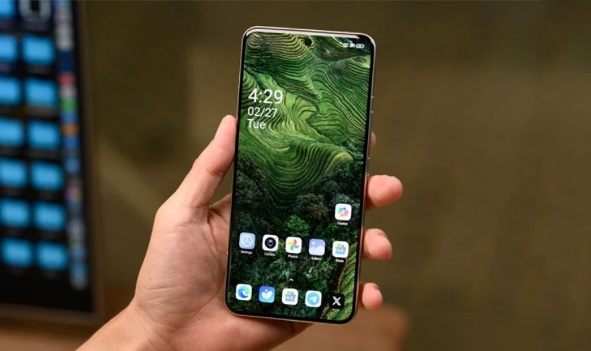 Xiaomi 14 Ultra sở hữu màn hình AMOLED LTPO 6,73 inch
