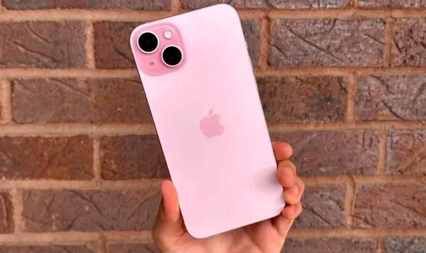 Nên mua iPhone 15 hay iPhone 17 năm nay