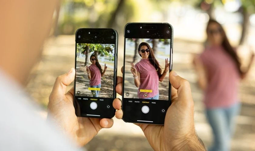 Camera trước TrueDepth 12 MP cũng được trang bị trên cả hai phiên bản