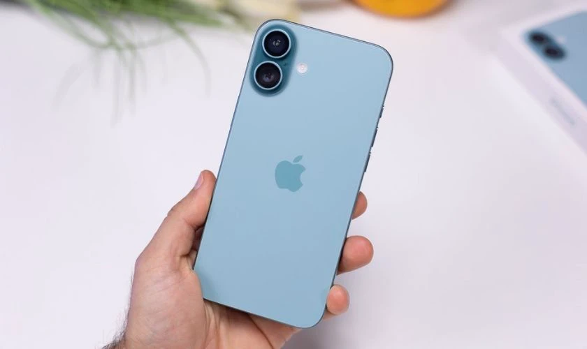 Nên chọn mua iPhone 15 Plus hay iPhone 16 Plus