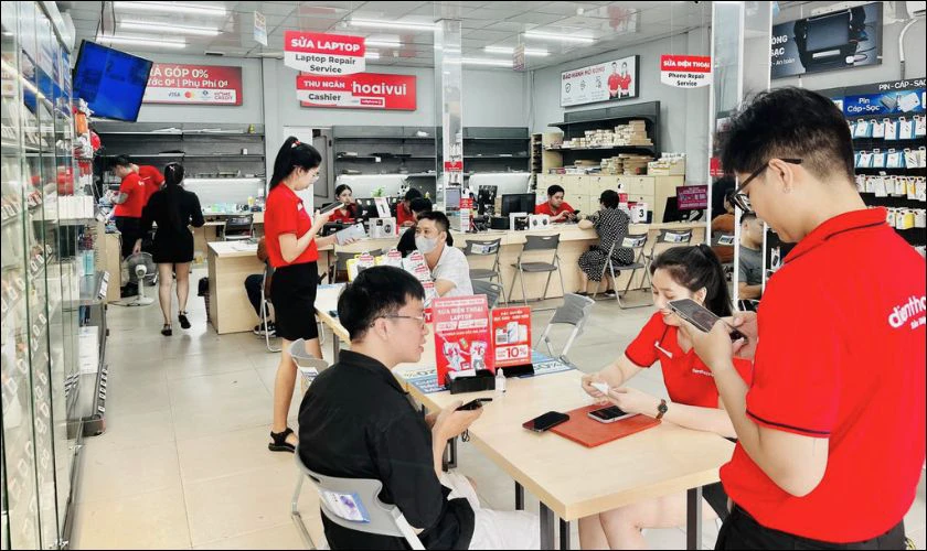Mua iPhone 16 series chính hãng giá tốt đến ngay Điện Thoại Vui