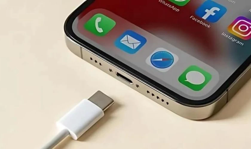 iPhone 16 Pro Max có thời lượng xem video tối đa khoảng 33 giờ