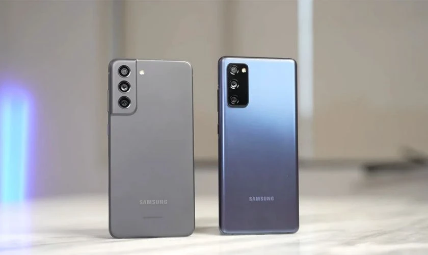 Nên chọn mua điện thoại Samsung Galaxy S20 FE hay S21 FE