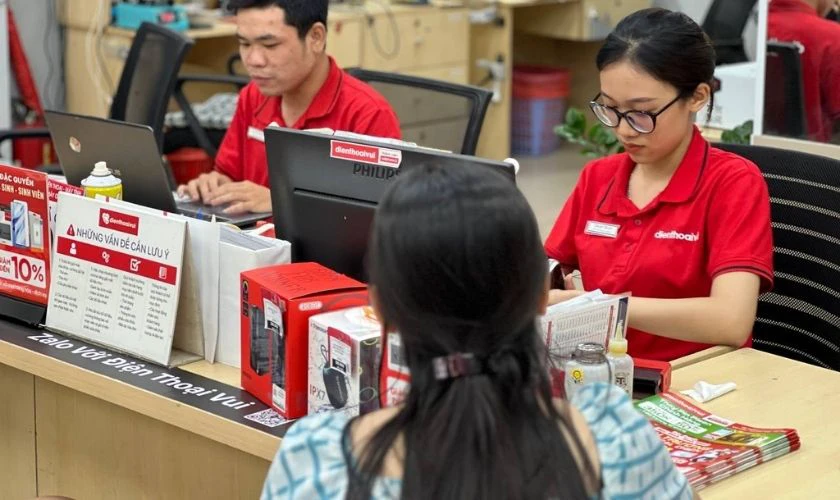 Nên mua Samsung Galaxy S20 FE và A73 cũ ở đâu giá tốt