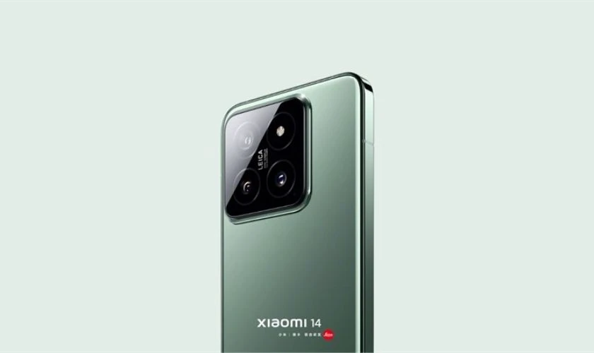 Xiaomi 14 và iPhone 15 có mức giá ra mắt ngang nhau