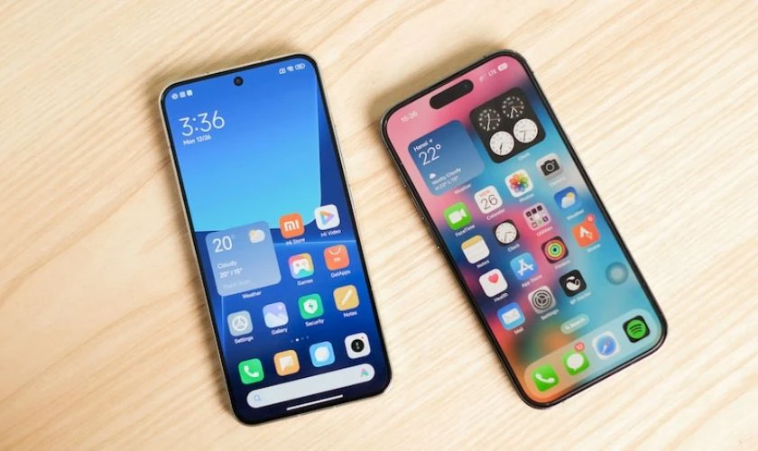 Về màn hình: Xiaomi 14 vượt trội về độ mượt