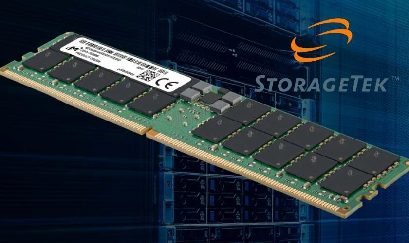 Năm 1978, mẫu SSD ph&aacute;t triển bởi Storage Tek
