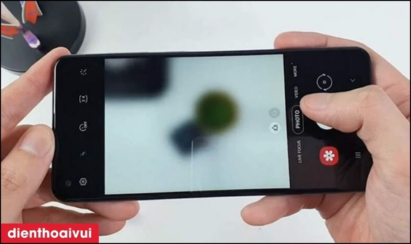 Lỗi hư camera chụp ảnh tr&ecirc;n điện thoại Vivo