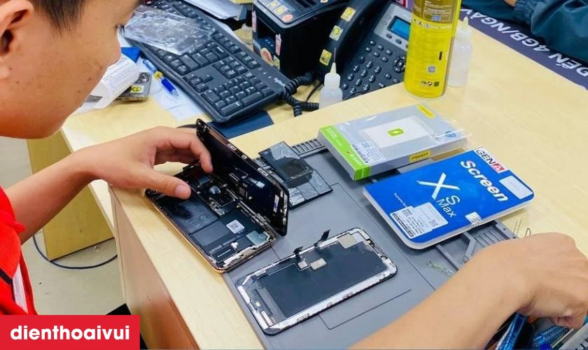 Dịch vụ thay màn hình điện thoại