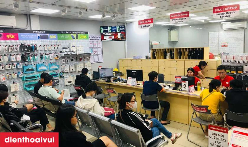 Địa chỉ sửa chữa điện thoại uy tín tại quận 10 ở đâu?