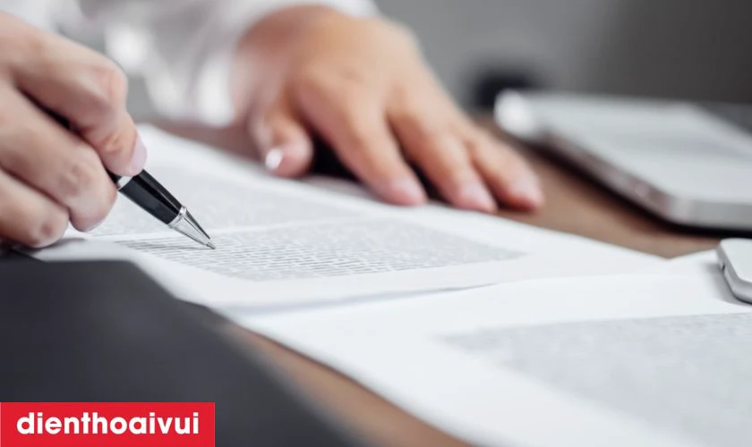 T&igrave;m hiểu về ch&iacute;nh s&aacute;ch bảo h&agrave;nh khi sửa chữa điện thoại