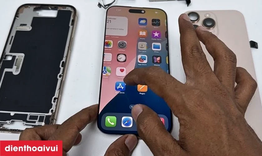 Sửa hay thay m&agrave;n h&igrave;nh iPhone 16 khi gặp lỗi hiển thị?