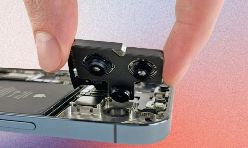 Sự kh&aacute;c biệt giữa rửa đốm v&agrave; thay camera sau mới