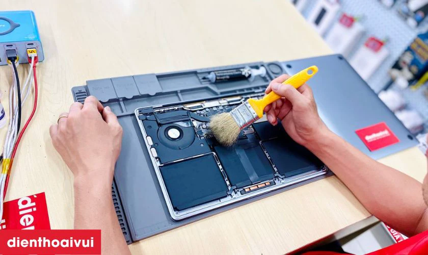 Kiểm tra lại v&agrave; lắp r&aacute;p thiết bị ho&agrave;n chỉnh