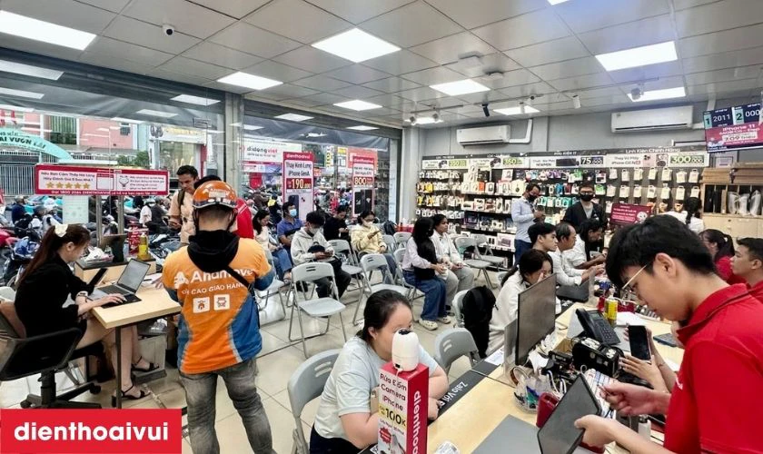 Quy tr&igrave;nh sửa main - IC nguồn Samsung Galaxy S10 Plus lấy liền, uy t&iacute;n tại Điện Thoại Vui