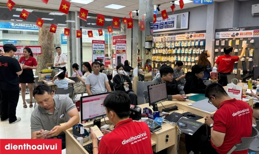 Sửa main - IC nguồn Samsung Galaxy S10 Plus ch&iacute;nh h&atilde;ng, gi&aacute; rẻ tại Điện Thoại Vui
