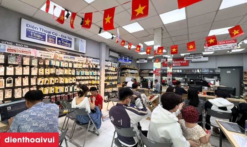 Quy trình sửa main điện thoại Huawei chuyên nghiệp tại Điện Thoại Vui