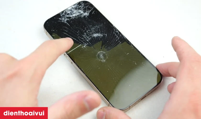 Nguyên nhân iPhone 16 Pro bị lỗi Face ID