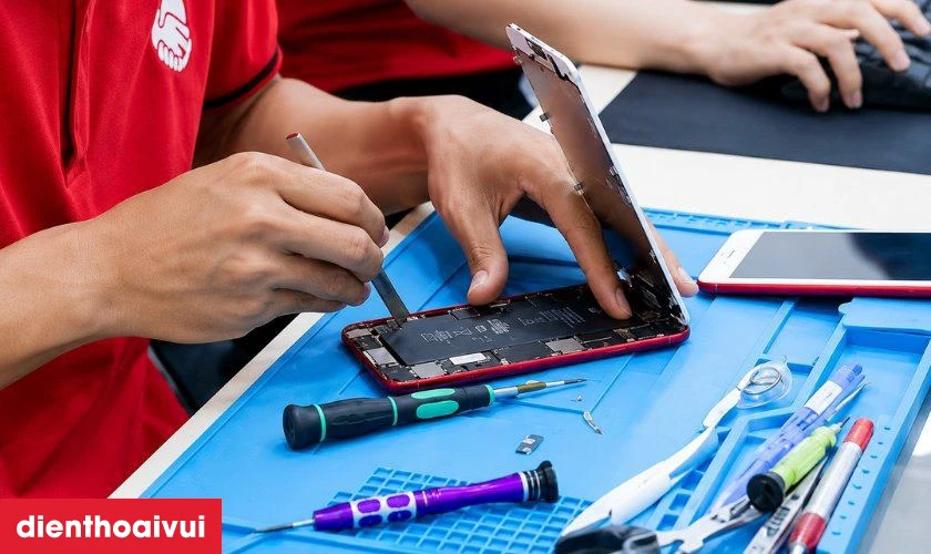 Quy trình main - IC CPU iPhone 11 Pro Max chuyên nghiệp tại Điện Thoại Vui