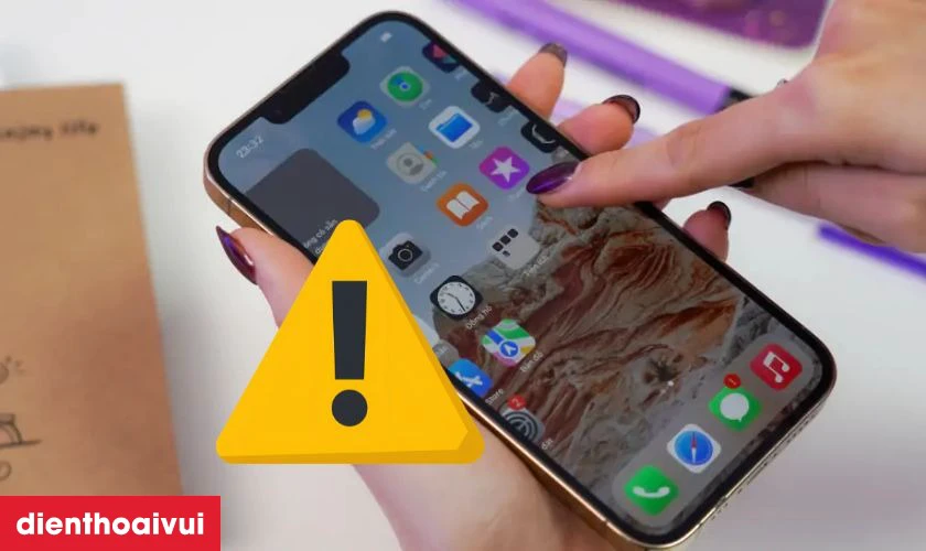 Khi n&agrave;o cần sửa main - IC Hiển thị cảm ứng iPhone 11