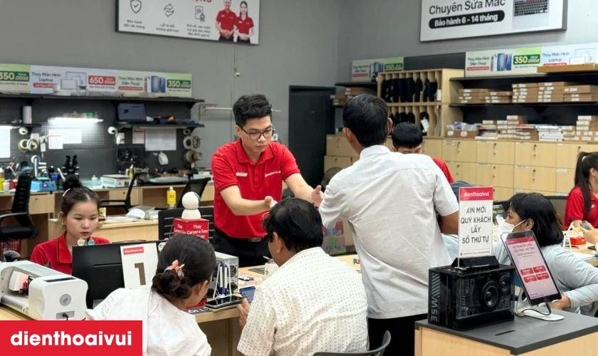 Địa chỉ sửa main - IC Hiển thị cảm ứng iPhone 11 ở đ&acirc;u ch&iacute;nh h&atilde;ng tại TPHCM, H&agrave; Nội, Đồng Nai?