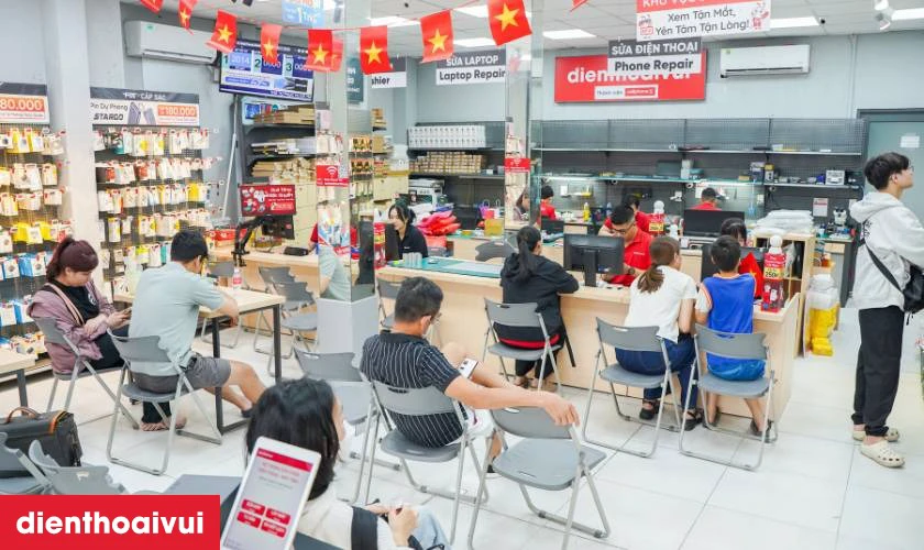 Địa chỉ sửa main - IC hiển thị cảm ứng iPhone 15 Pro Max uy tín