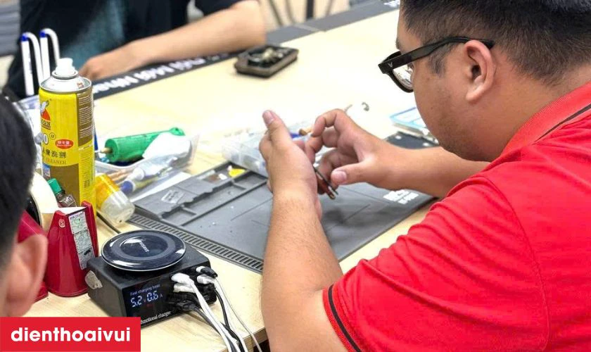 Quy trình sửa main - IC màn hình iPhone 14 Plus