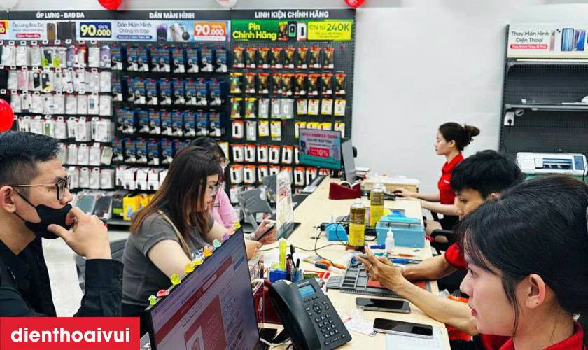 B&agrave;n giao thiết bị v&agrave; tư vấn sau sửa chữa
