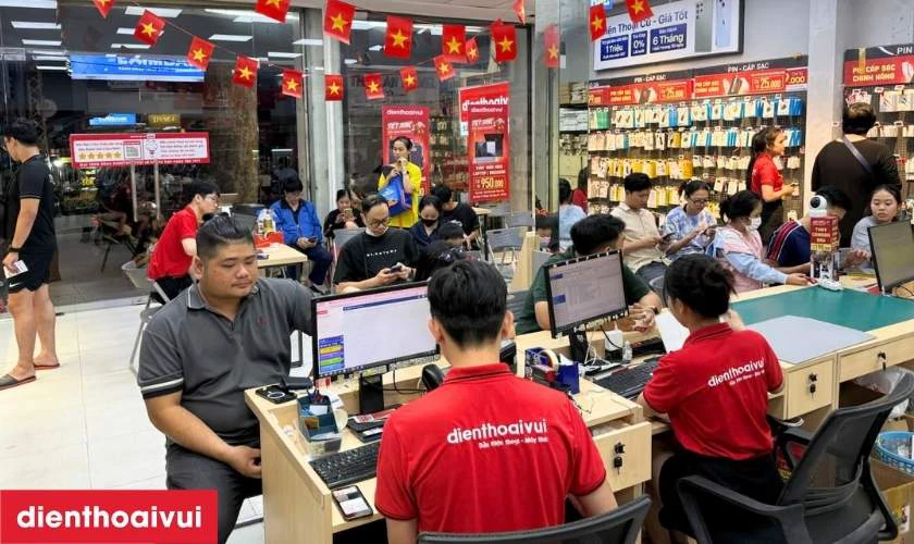 Quy trình sửa chữa minh bạch, khách hàng có thể theo dõi trực tiếp