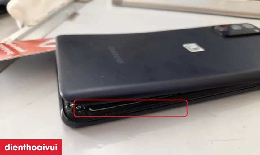 IC nguồn Samsung Galaxy S20 FE bị hỏng do đ&acirc;u