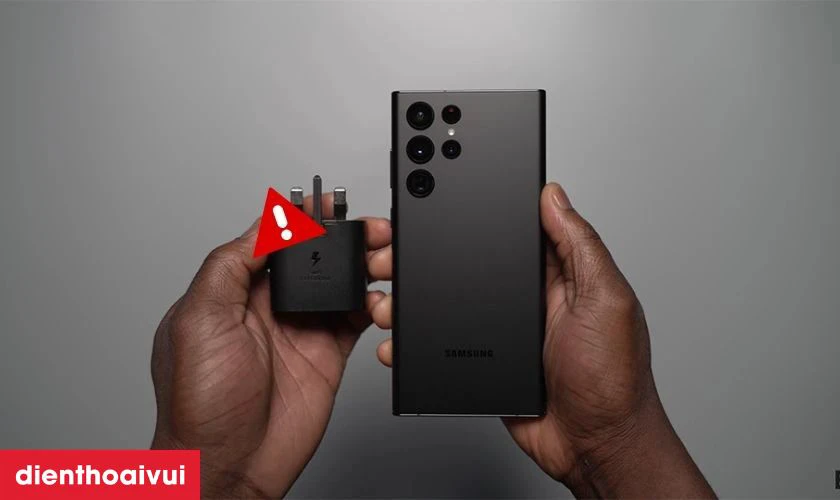 V&igrave; sao Samsung Galaxy S22 Ultra bị hư nguồn?