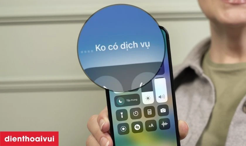 Trường hợp n&agrave;o cần sửa s&oacute;ng iPhone Xs?