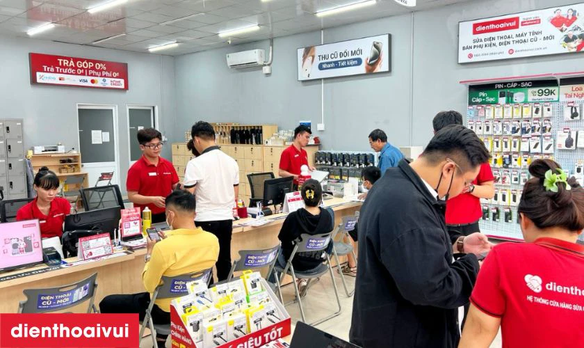 Sửa main IC USB sạc điện thoại iPhone uy t&iacute;n tại Điện Thoại Vui