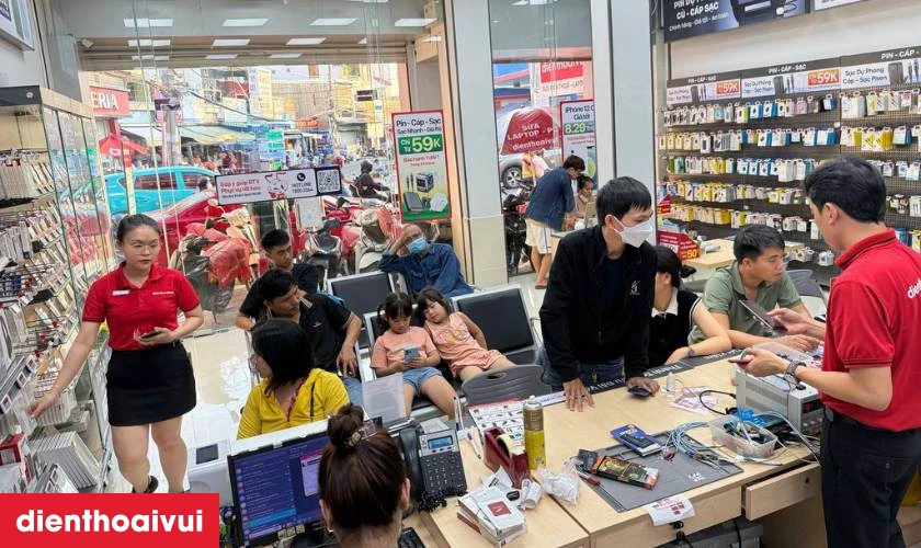 Quy tr&igrave;nh sửa main - IC wifi iPhone 14 tại Điện Thoại Vui
