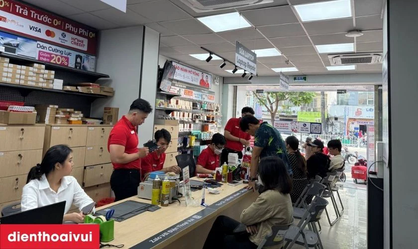 Quy tr&igrave;nh sửa main IC WiFi m&aacute;y t&iacute;nh bảng Huawei chuy&ecirc;n nghiệp tại Điện Thoại Vui