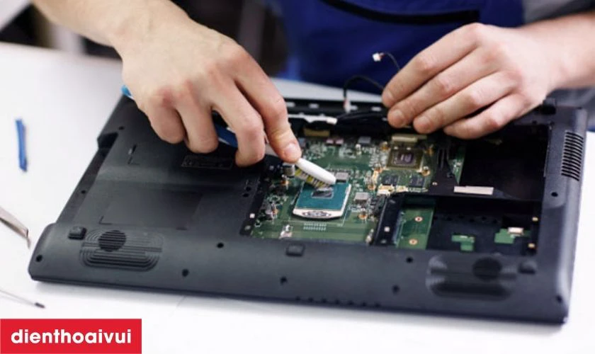 Lưu ý hạn chế lỗi IC nguồn laptop HP