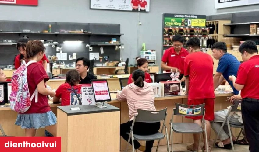  main - IC nguồn HP Stream14-CD lấy liền