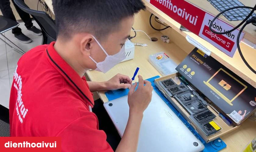 Quy tr&igrave;nh sửa main MacBook Pro