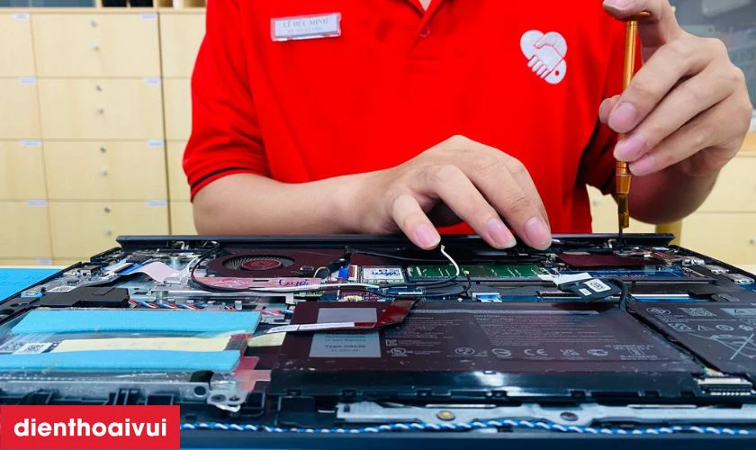Kiểm tra tình trạng mainboard
