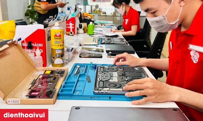 Sửa chữa main MacBook l&agrave; lựa chọn tối ưu chi ph&iacute;