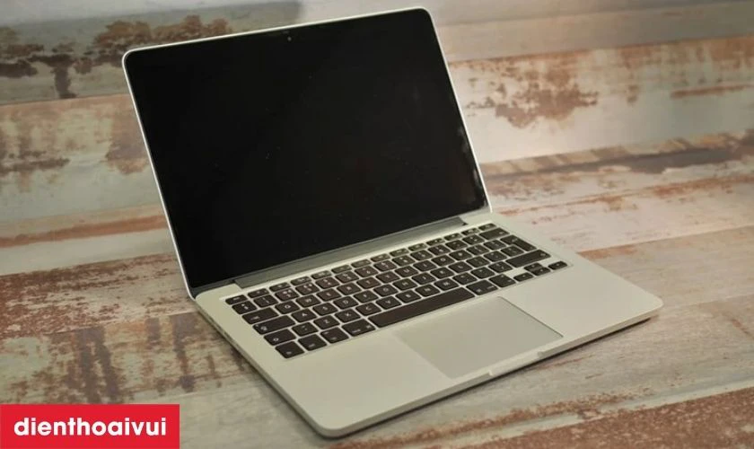 Dấu hiệu nhận biết main MacBook Pro bị hỏng phải sửa