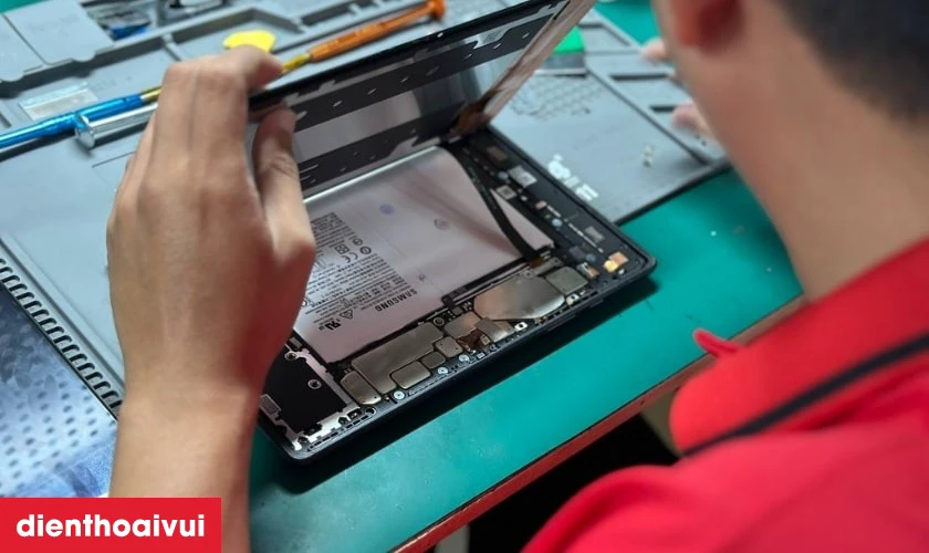 Quy tr&igrave;nh sửa chữa mainboard