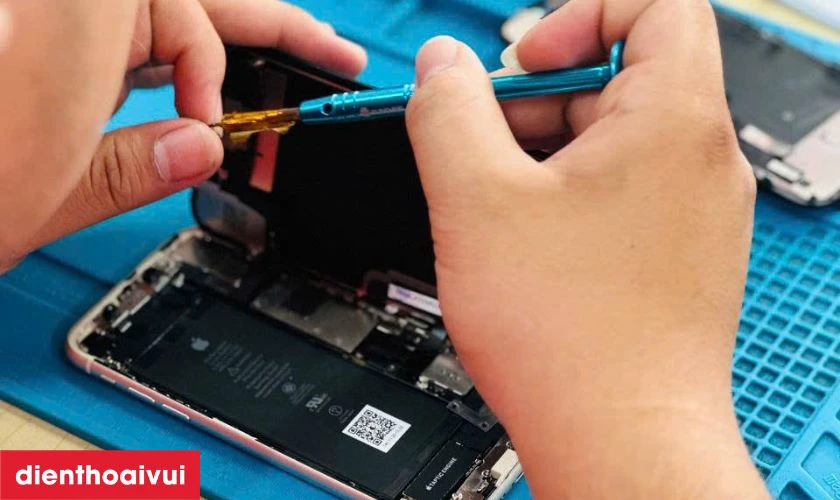 Quy tr&igrave;nh sửa main sửa home v&acirc;n tay điện thoại iPhone tại Điện Thoại Vui