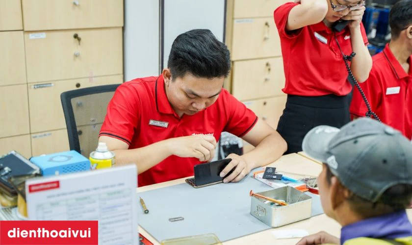 Ch&iacute;nh s&aacute;ch bảo h&agrave;nh từ 6 th&aacute;ng, đảm bảo an t&acirc;m sau sửa chữa