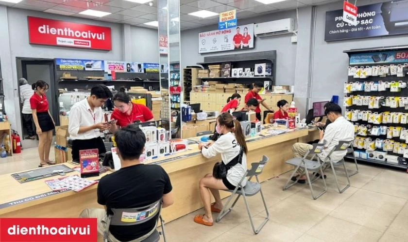 Địa chỉ sửa nguồn iPhone 12 Mini uy tín tại TPHCM & Hà Nội?
