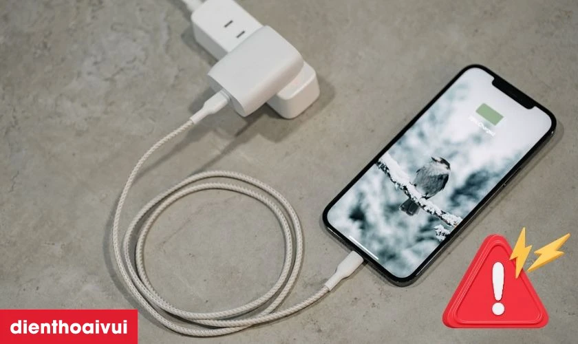Nguy&ecirc;n nh&acirc;n iPhone 13 Pro Max bị lỗi nguồn
