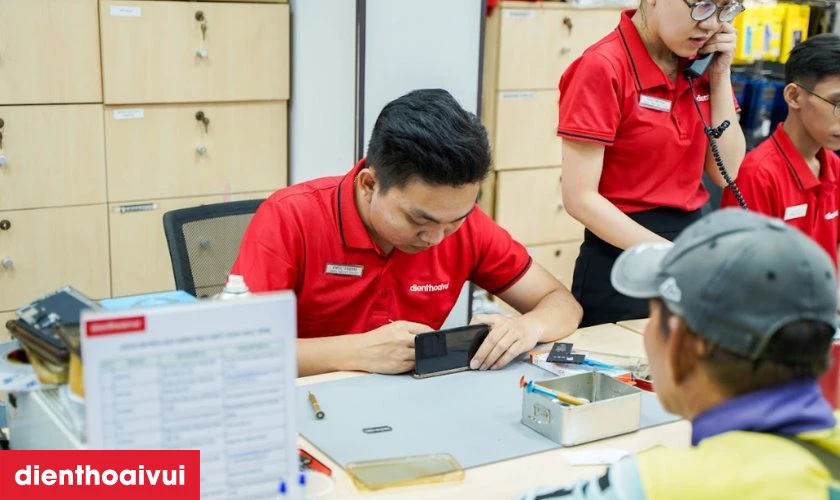 Quy tr&igrave;nh sửa nguồn iPhone 14 Pro Max tại Điện Thoại Vui