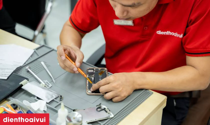 Quy trình sửa nguồn iPhone 16 Pro tại Điện Thoại Vui