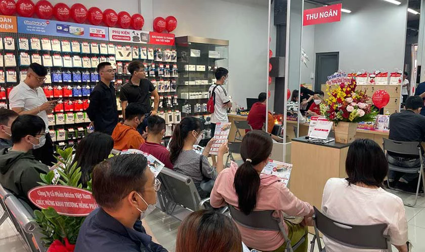 Điện Thoại Vui sửa nguồn iPhone Quận 12 uy t&iacute;n gi&aacute; tốt