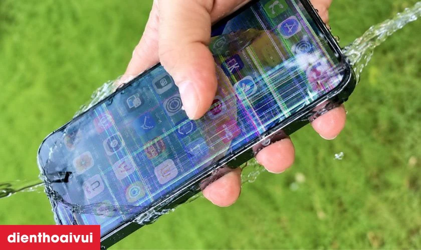 M&aacute;y bị nước hoặc hơi ẩm x&acirc;m nhập